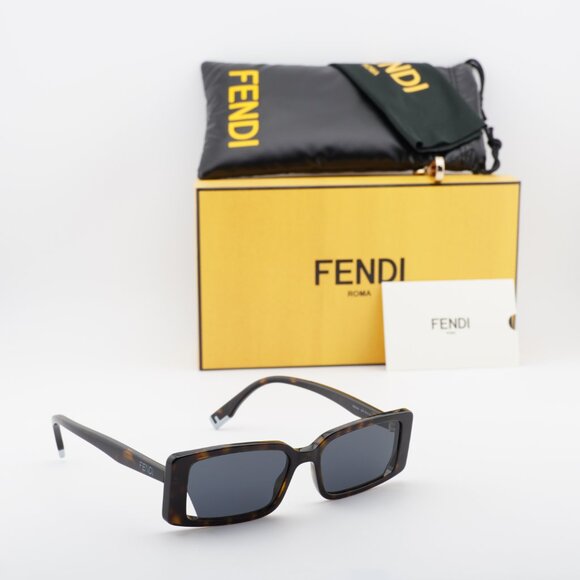 Fendi FE40164I 52A Rectangle Sunglasses - Havana\\Grey main image 6
